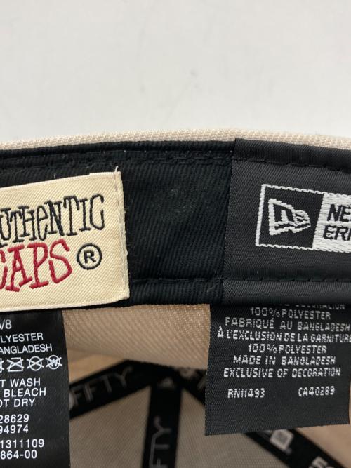 stussy（ステューシー）stussy (ステューシー) New Era (ニューエラ) キャップ ベージュ サイズ:7 5/8の古着・服飾アイテム