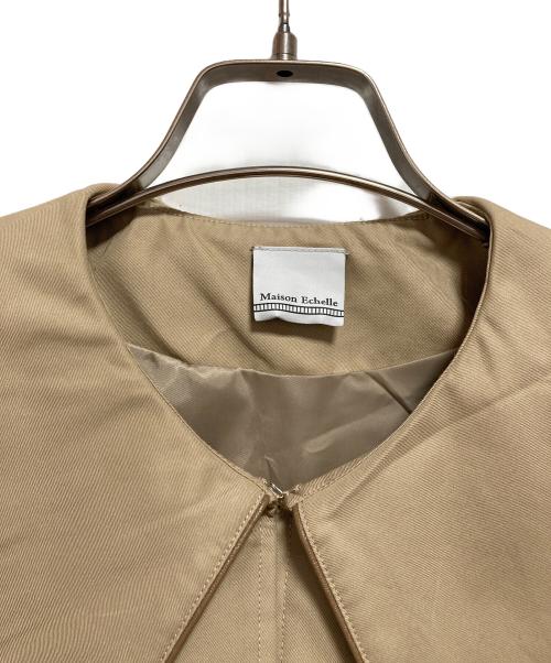 maison echelle（メゾンエシェル）Maison Echelle (メゾンエシェル) ポンチョ ベージュ サイズ:FREEの古着・服飾アイテム