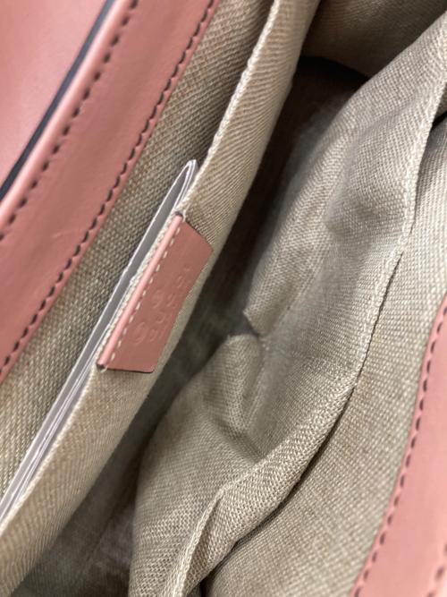 GUCCI（グッチ）GUCCI (グッチ) ショルダーバッグ ピンクの古着・服飾アイテム