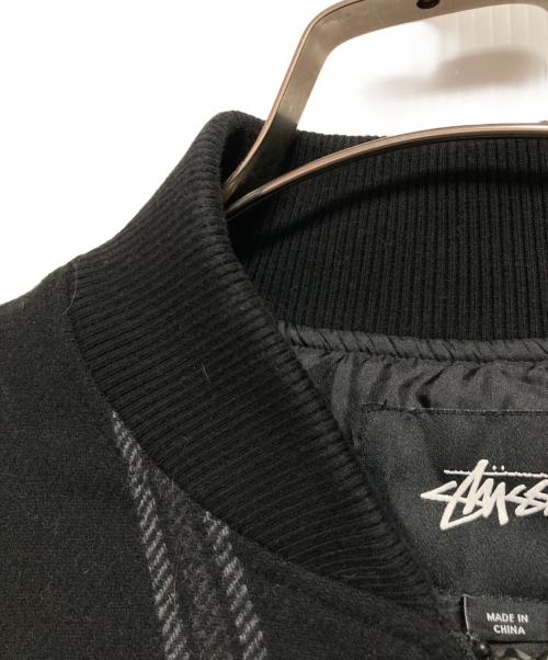stussy（ステューシー）stussy (ステューシー) ウールストライプ ボンバージャケット ブラック サイズ:Mの古着・服飾アイテム