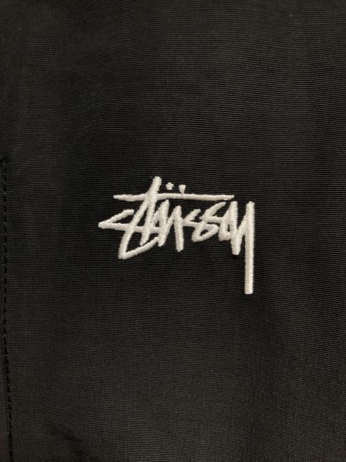 stussy（ステューシー）stussy (ステューシー) ナイロンジャケット ブラック×アイボリー サイズ:Mの古着・服飾アイテム