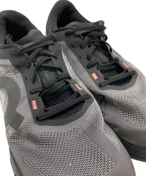 on（オン）On (オン) Cloudflow 5 グレー サイズ:US9.5の古着・服飾アイテム