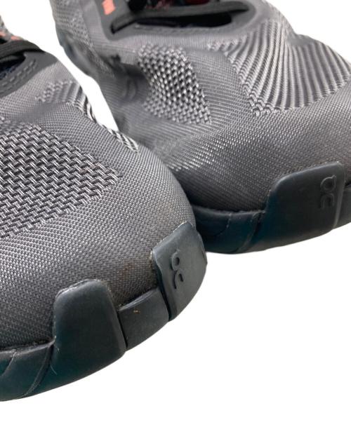 on（オン）On (オン) Cloudflow 5 グレー サイズ:US9.5の古着・服飾アイテム