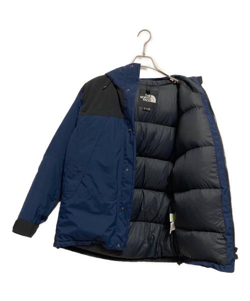 THE NORTH FACE（ザ ノース フェイス）THE NORTH FACE (ザ ノース フェイス) マウンテンダウンジャケット ネイビー×ブラック サイズ:Mの古着・服飾アイテム