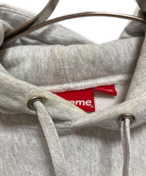 SUPREME（シュプリーム）Supreme (シュプリーム) プルオーバーパーカー グレー サイズ:XLの古着・服飾アイテム