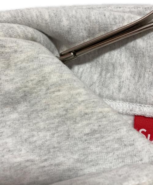 SUPREME（シュプリーム）Supreme (シュプリーム) プルオーバーパーカー グレー サイズ:XLの古着・服飾アイテム