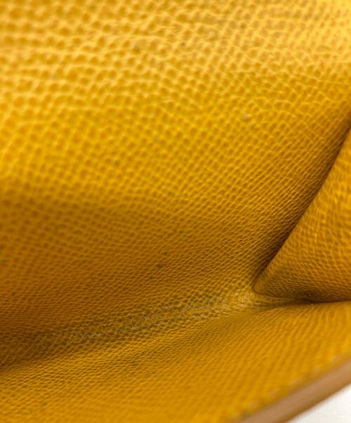 BURBERRY（バーバリー）BURBERRY (バーバリー) TBモノグラムコインケース イエローの古着・服飾アイテム