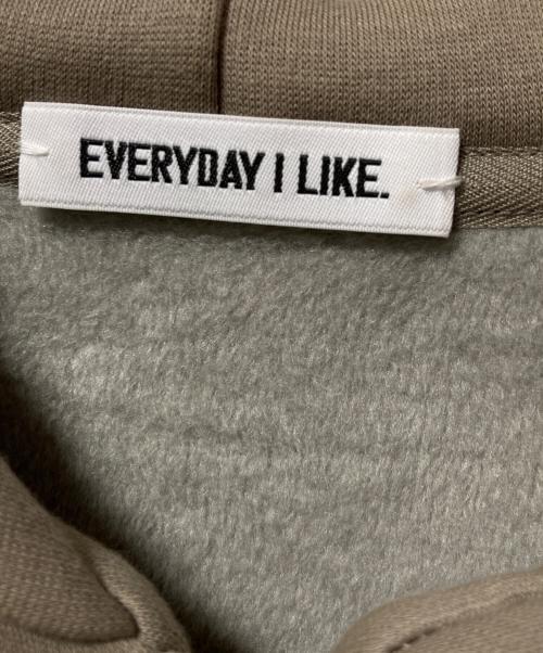 EVERYDAY I LIKE.（エヴリデイ アイ ライク）EVERYDAY I LIKE. (エヴリデイ アイ ライク) *Warm ジップ フーディー カーキ サイズ:FREEの古着・服飾アイテム