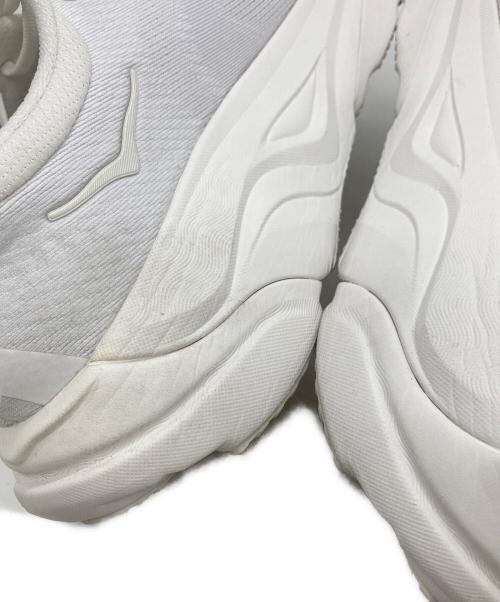 HOKAONEONE（ホカオネオネ）HOKAONEONE (ホカオネオネ) ARAHI 8 WIDE ホワイト サイズ:US9の古着・服飾アイテム