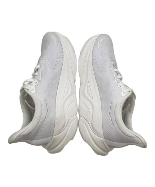 HOKAONEONE（ホカオネオネ）HOKAONEONE (ホカオネオネ) ARAHI 8 WIDE ホワイト サイズ:US9の古着・服飾アイテム