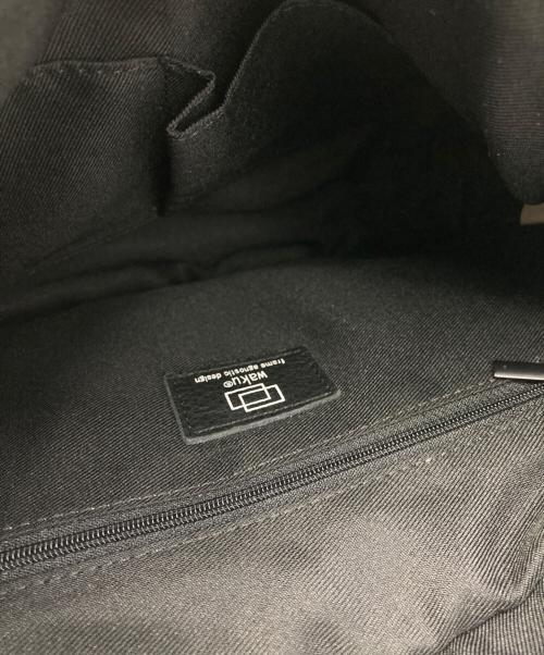 waku（ワク）waku (ワク) レザーボディーバッグ ブラックの古着・服飾アイテム