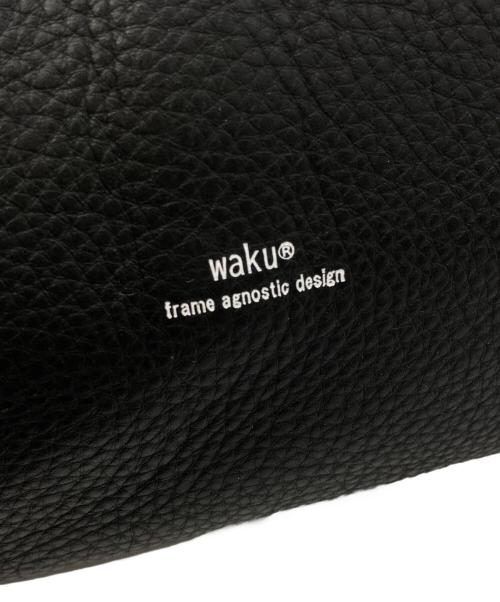 waku（ワク）waku (ワク) レザーボディーバッグ ブラックの古着・服飾アイテム