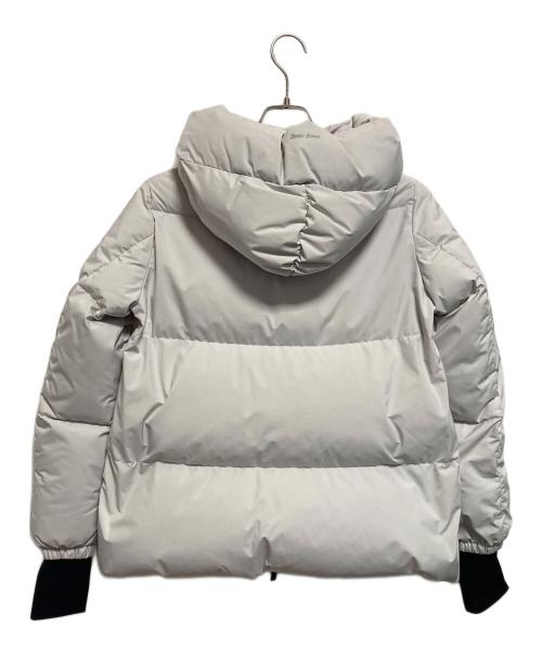 HERNO（ヘルノ）HERNO (ヘルノ) 2-LAYER WINDSTOPPER JACKET ホワイト サイズ:38の古着・服飾アイテム