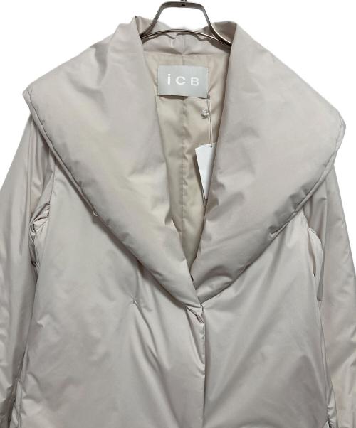 icB（アイシービー）icB (アイシービー) ADSダウン フーデットロングコート ベージュの古着・服飾アイテム