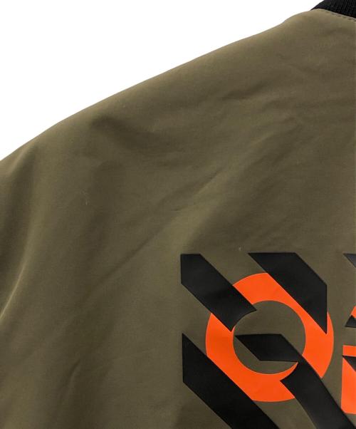 HUGO BOSS（ヒューゴ ボス）HUGO BOSS (ヒューゴ ボス) バックロゴMA1ジャケット カーキ サイズ:Mの古着・服飾アイテム