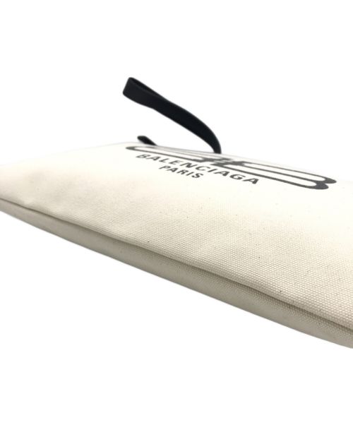 BALENCIAGA（バレンシアガ）BALENCIAGA (バレンシアガ) クラッチバッグ アイボリー×ブラック サイズ:下記参照の古着・服飾アイテム