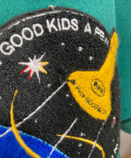 A FEW GOOD KIDS（アフューグッドキッズ）A FEW GOOD KIDS (アフューグッドキッズ) スタジャン グリーン サイズ:Ｌの古着・服飾アイテム