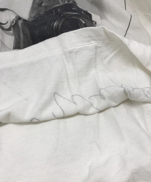 BIOTOP（ビオトープ）BIOTOP (ビオトープ) Bruce Weber (ブルース・ウェバー) 10C (テンシー) Anniversary Photo T-shirts cats Tシャツ ホワイト サイズ:Lの古着・服飾アイテム