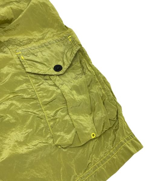 STONE ISLAND（ストーンアイランド）STONE ISLAND (ストーンアイランド) ナイロンメタルパンツ イエロー サイズ:Mの古着・服飾アイテム