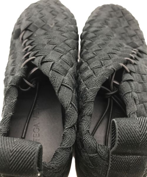 BOTTEGA VENETA（ボッテガベネタ）BOTTEGA VENETA (ボッテガベネタ) イントレチャートスニーカー ブラック サイズ:42の古着・服飾アイテム