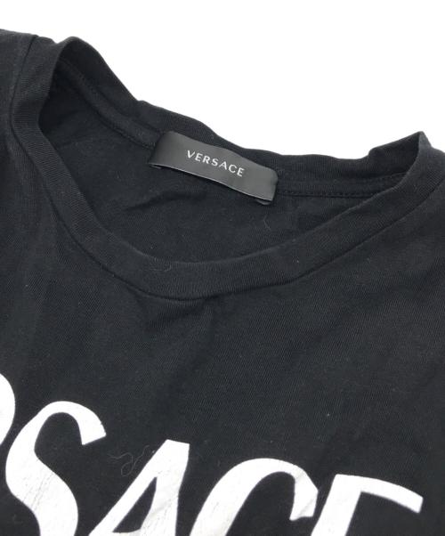 VERSACE（ヴェルサーチェ）VERSACE (ヴェルサーチェ) メデューサピン Tシャツ ブラック サイズ:36の古着・服飾アイテム
