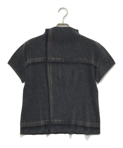 PLEATS PLEASE（プリーツプリーズ）PLEATS PLEASE (プリーツプリーズ) 転写プリント ハイネックプリーツカットソー ブラック サイズ:3の古着・服飾アイテム