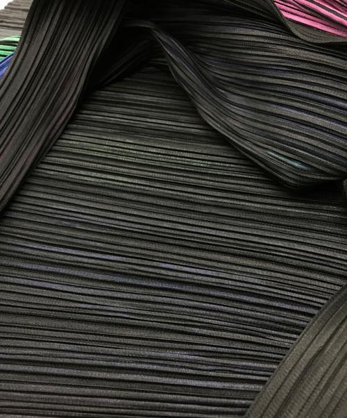 PLEATS PLEASE（プリーツプリーズ）PLEATS PLEASE (プリーツプリーズ) 半袖ブラウス ブラック サイズ:Lの古着・服飾アイテム