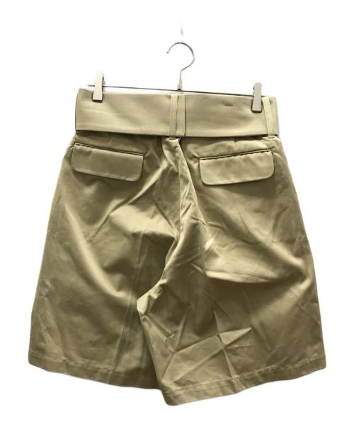 FACETASM（ファセッタズム）FACETASM (ファセッタズム) BIG HEART SHORT PANTS ベージュ サイズ:3 未使用品の古着・服飾アイテム
