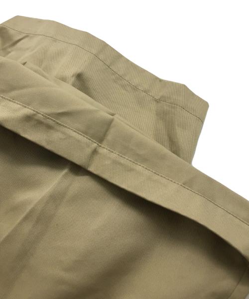 FACETASM（ファセッタズム）FACETASM (ファセッタズム) BIG HEART SHORT PANTS ベージュ サイズ:3 未使用品の古着・服飾アイテム