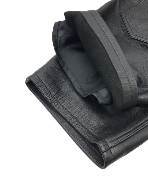 JOHN LAWRENCE SULLIVAN（ジョン ローレンス サリバン）JOHN LAWRENCE SULLIVAN (ジョン ローレンス サリバン) レザーショーツ ブラック サイズ:46の古着・服飾アイテム