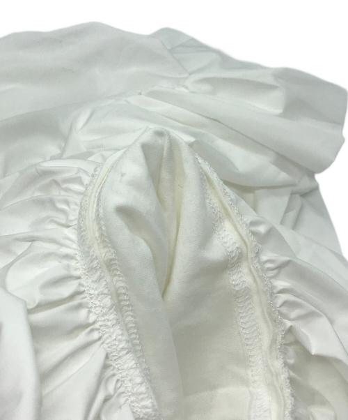 VIVIANO（ヴィヴィアーノ）viviano (ヴィヴィアーノ) ラッフルスリーブブラウス ホワイト サイズ:M 未使用品の古着・服飾アイテム