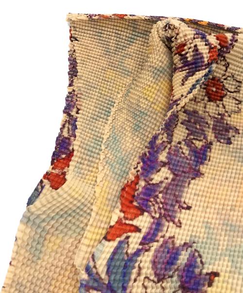 me ISSEY MIYAKE（ミーイッセイ ミヤケ）me ISSEY MIYAKE (ミーイッセイ ミヤケ) ブラウス ベージュ サイズ:FREEの古着・服飾アイテム