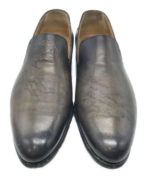 Berluti（ベルルッティ）Berluti (ベルルッティ) カーシヴ ガレ レザー ローファー グレー サイズ:7 1/2の古着・服飾アイテム