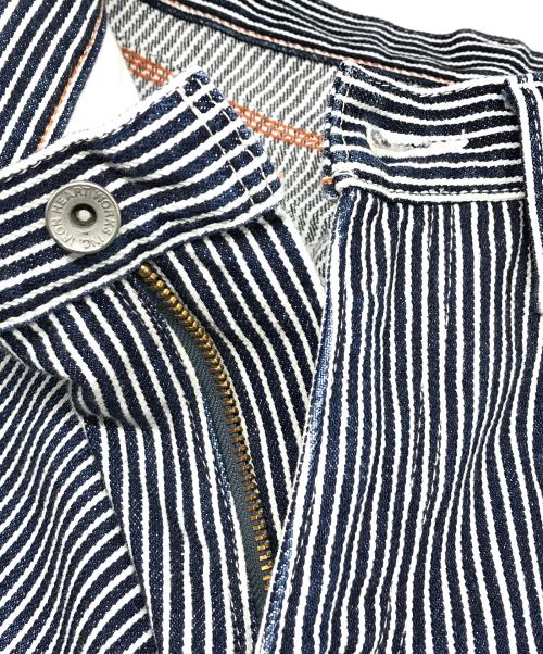 IRON HEART（アイアンハート）IRON HEART (アイアンハート) 17ozヘビーヒッコリー エンジニアペインターパンツ インディゴ サイズ:W32の古着・服飾アイテム