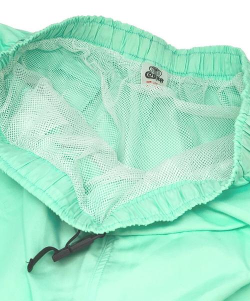 COBRA（コブラ）COBRA (コブラ) etavirp. (エタヴァープ) Reverse Etavirp Water Shorts. グリーン サイズ:Lの古着・服飾アイテム
