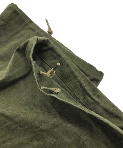 CIOTA（シオタ）CIOTA (シオタ) スビンコットンウェザージャングルファティーグパンツ カーキ サイズ:4の古着・服飾アイテム