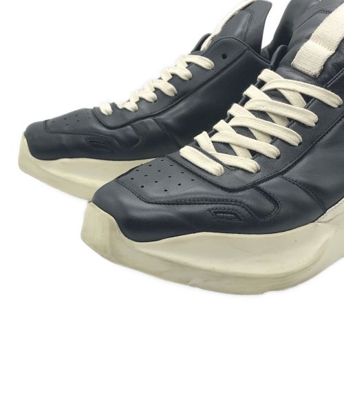 RICK OWENS（リックオウエンス）RICK OWENS (リックオウエンス) STROBE GEO GETH ランナー ホワイト×ブラック サイズ:38の古着・服飾アイテム