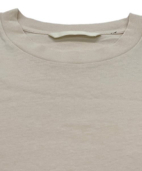 MONCLER GENIUS（モンクレール ジーニアス）MONCLER GENIUS (モンクレール ジーニアス) ワンポイントロゴTシャツ ベージュ サイズ:2の古着・服飾アイテム