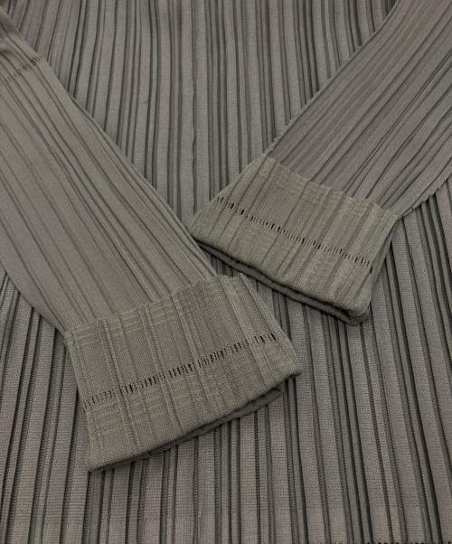 PLEATS PLEASE（プリーツプリーズ）PLEATS PLEASE (プリーツプリーズ) プリーツカットソー カーキ サイズ:3の古着・服飾アイテム