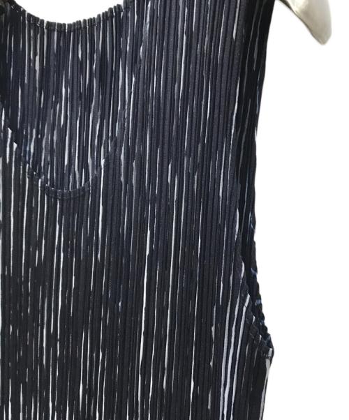 PLEATS PLEASE（プリーツプリーズ）PLEATS PLEASE (プリーツプリーズ) プリーツノースリーブワンピース ネイビー サイズ:XLの古着・服飾アイテム