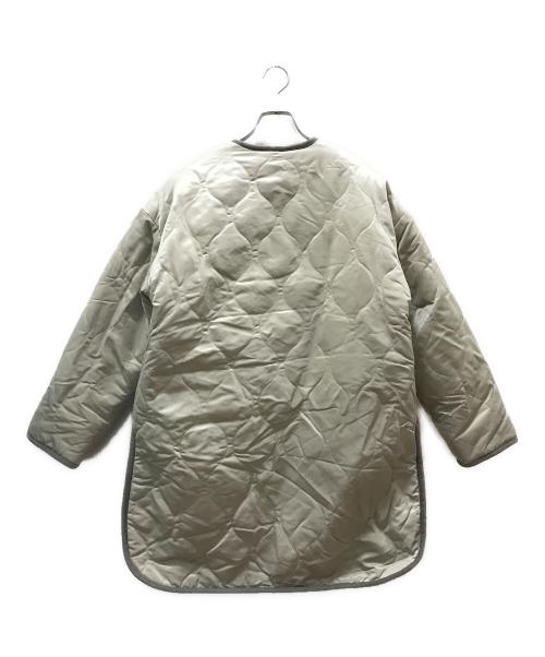Traditional Weatherwear（トラディショナルウェザーウェア）Traditional Weatherwear (トラディショナルウェザーウェア) リバーシブルQUILT MIDジャケット ベージュ サイズ:Sの古着・服飾アイテム