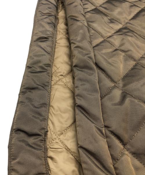 WEEKEND Max Mara（ウィークエンド マックスマーラ）WEEKEND Max Mara (ウィークエンド マックスマーラ) キルティングタイトスカート カーキ サイズ:Lの古着・服飾アイテム