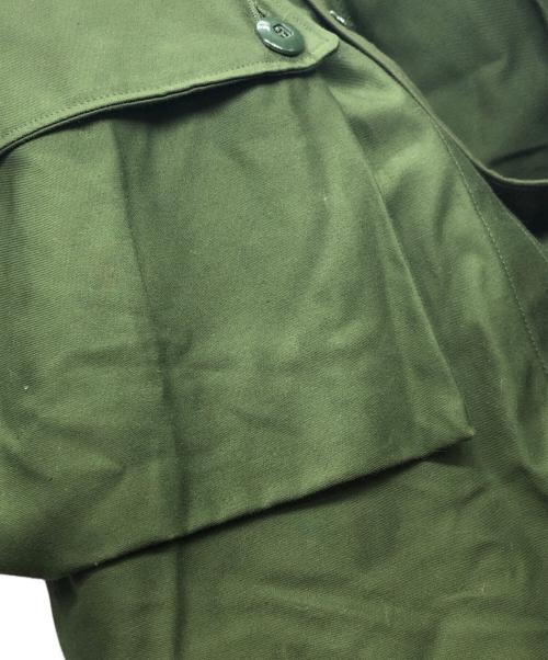 スウェーデン軍（スウェーデングン）スウェーデン軍 (スウェーデングン) FIELD COAT オリーブ サイズ:50の古着・服飾アイテム