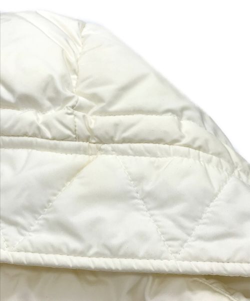 MONCLER（モンクレール）MONCLER (モンクレール) ダウンジャケット ホワイトの古着・服飾アイテム