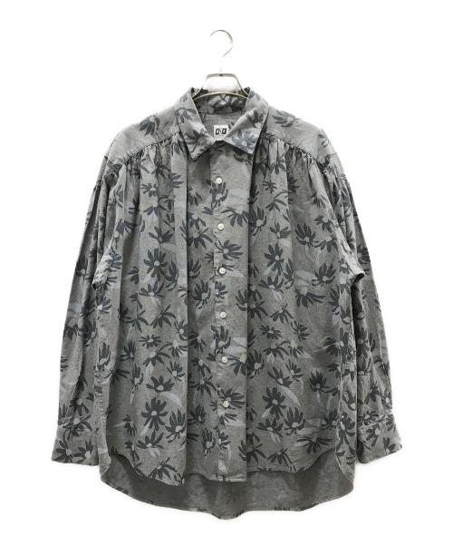AiE（エーアイイー）AiE (エーアイイー) PAINTERフラワープリント長袖ギャザーシャツ グレー サイズ:Lの古着・服飾アイテム