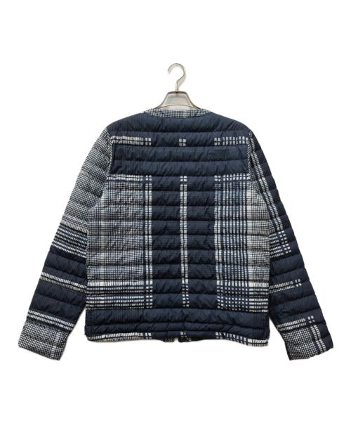THE NORTH FACE（ザ ノース フェイス）THE NORTH FACE (ザ ノース フェイス) 総柄ダウンジャケット ネイビー サイズ:Mの古着・服飾アイテム