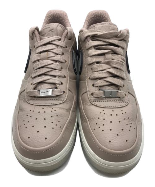 NIKE（ナイキ）NIKE (ナイキ) A Ma Maniere (ア・マ・マニエール) Air Force 1 Low '07 ピンク サイズ:26.5の古着・服飾アイテム