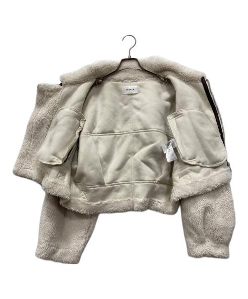 FRAY ID（フレイ アイディー）FRAY ID (フレイ アイディー) ショートボンバージャケット ホワイト サイズ:FREEの古着・服飾アイテム