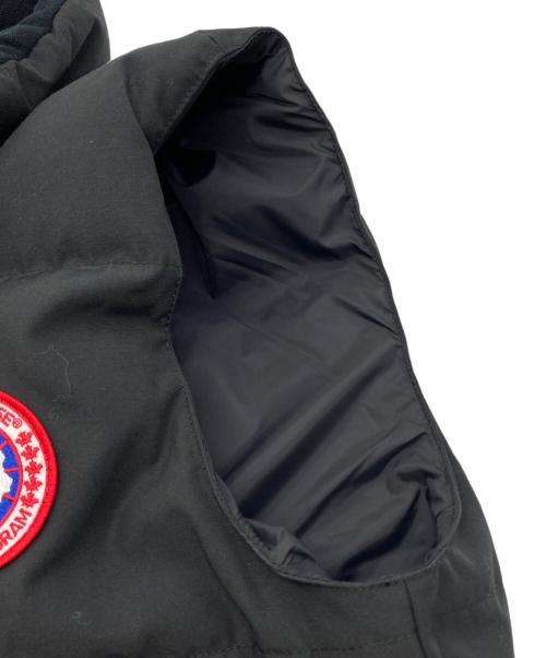 CANADA GOOSE（カナダグース）CANADA GOOSE (カナダグース) フリースタイルダウンベスト ブラック サイズ:Sの古着・服飾アイテム