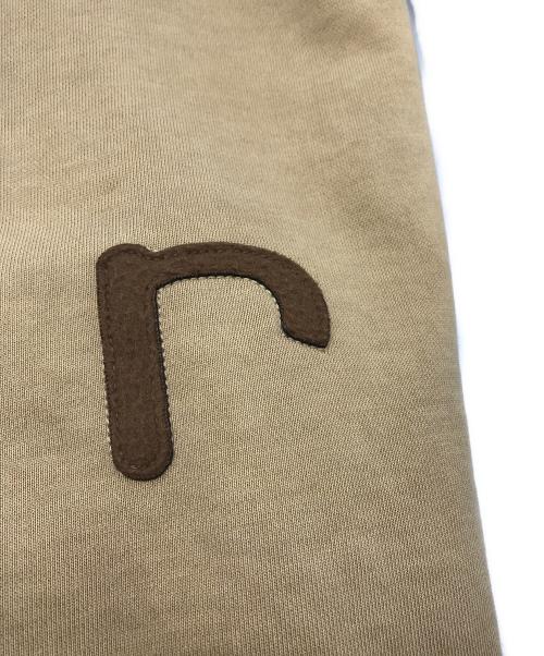 Carhartt WIP（カーハート ワークインプログレス）CARHARTT WIP (カーハート ワークインプログレス) FELT SCRIPT SWEAT ベージュ サイズ:Lの古着・服飾アイテム